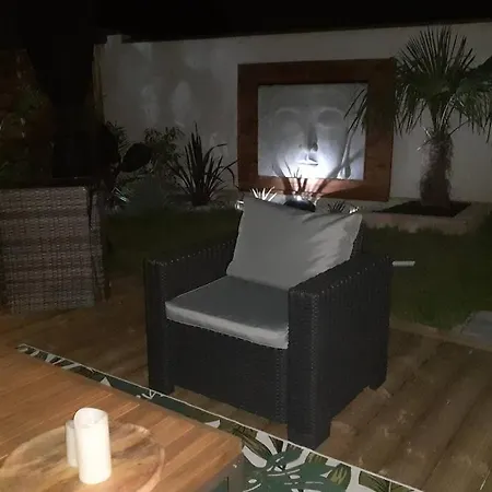 Out Of Time *jacuzzi* Itteville